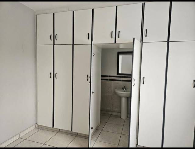 3 BEDROOM PROPERTY TO RENT IN UMHLATUZANA